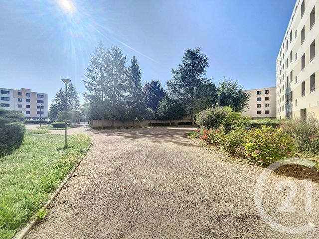 Afficher la photo en grand Appartement F3 à vendre - 3 pièces - 67,89 m2 - Sens - 89 - BOURGOGNE