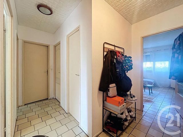 Afficher la photo en grand Appartement F3 à vendre - 3 pièces - 67,89 m2 - Sens - 89 - BOURGOGNE