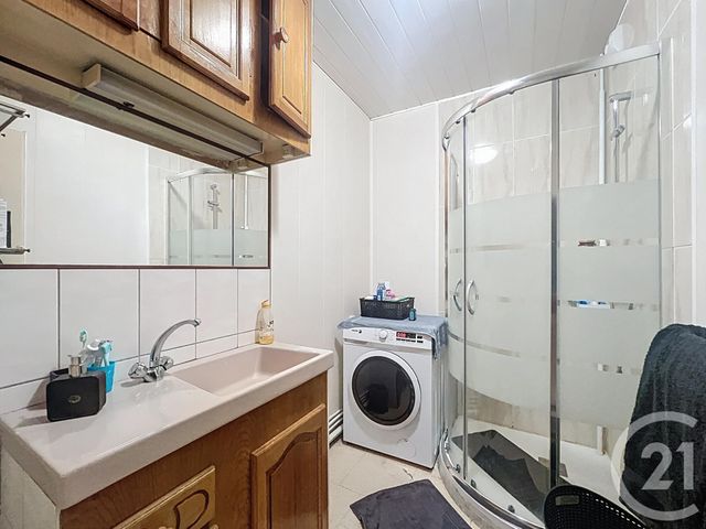 Afficher la photo en grand Appartement F3 à vendre - 3 pièces - 67,89 m2 - Sens - 89 - BOURGOGNE
