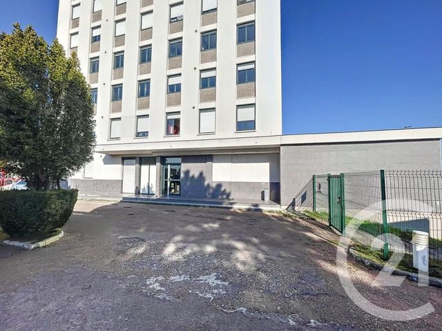 Afficher la photo en grand Appartement F3 à vendre - 3 pièces - 68,26 m2 - Sens - 89 - BOURGOGNE