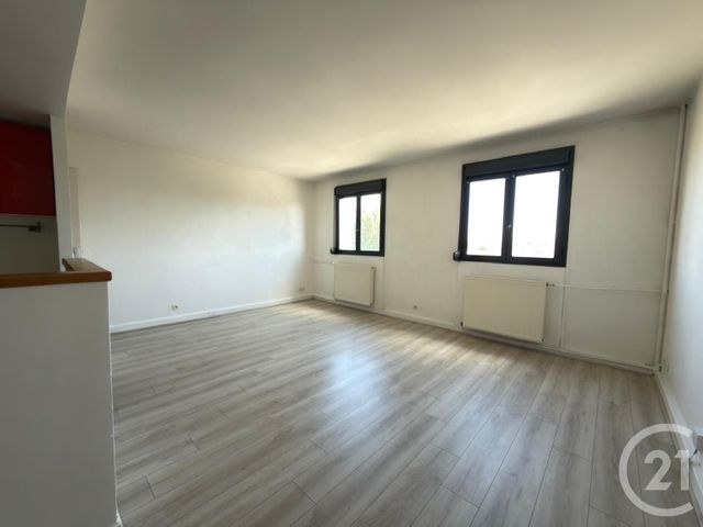 Afficher la photo en grand Appartement F3 à vendre - 3 pièces - 68,26 m2 - Sens - 89 - BOURGOGNE