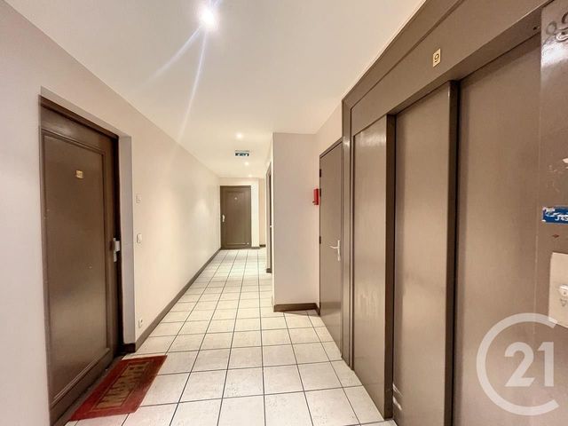 Afficher la photo en grand Appartement F3 à vendre - 3 pièces - 68,26 m2 - Sens - 89 - BOURGOGNE