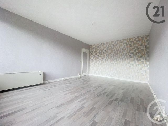 Afficher la photo en grand Appartement F2 à vendre - 2 pièces - 40 m2 - Sens - 89 - BOURGOGNE