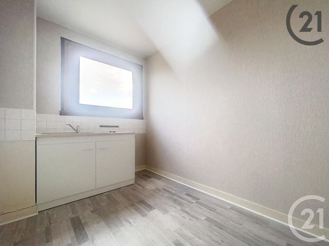 Afficher la photo en grand Appartement F2 à vendre - 2 pièces - 40 m2 - Sens - 89 - BOURGOGNE