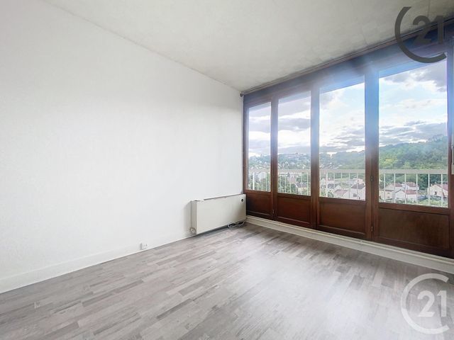 Afficher la photo en grand Appartement F2 à vendre - 2 pièces - 40 m2 - Sens - 89 - BOURGOGNE