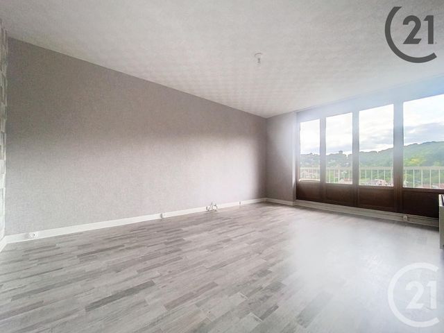 Afficher la photo en grand Appartement F2 à vendre - 2 pièces - 40 m2 - Sens - 89 - BOURGOGNE