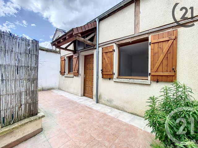 Appartement F1 à louer - 1 pièce - 38 m2 - Sens - 89 - BOURGOGNE