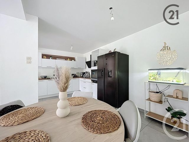 Maison à vendre - 3 pièces - 99,92 m2 - Villeneuve Sur Yonne - 89 - BOURGOGNE