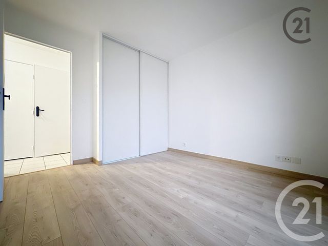 Appartement &agrave; louer - 2 pi&egrave;ces - 54,34 m2 - Sens - 89 - BOURGOGNE