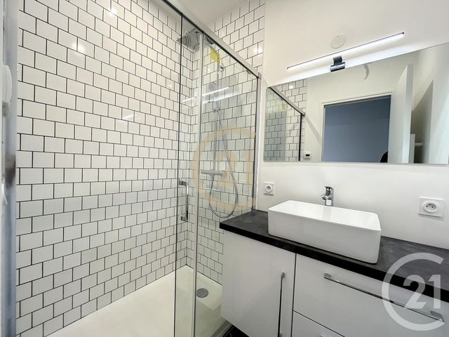 Afficher la photo en grand Appartement F3 à louer - 3 pièces - 62 m2 - Sens - 89 - BOURGOGNE