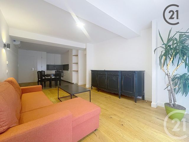 Afficher la photo en grand Appartement F3 à louer - 3 pièces - 62 m2 - Sens - 89 - BOURGOGNE