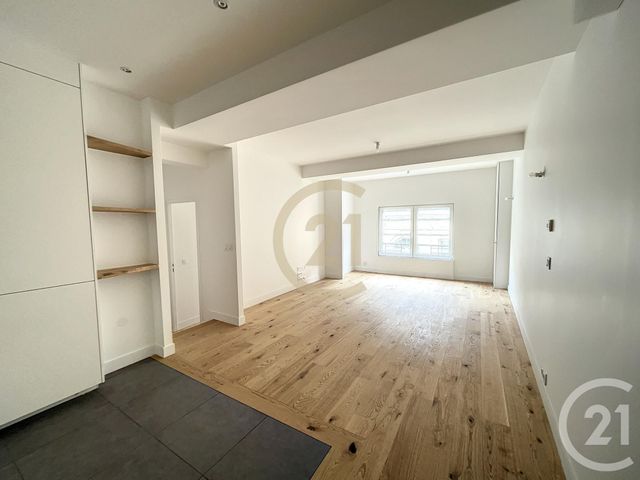 Afficher la photo en grand Appartement F3 à louer - 3 pièces - 62 m2 - Sens - 89 - BOURGOGNE