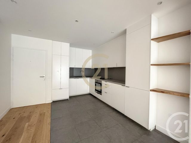 Afficher la photo en grand Appartement F3 à louer - 3 pièces - 62 m2 - Sens - 89 - BOURGOGNE