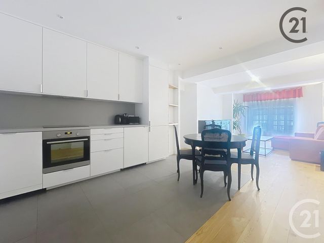 Afficher la photo en grand Appartement F3 à louer - 3 pièces - 62 m2 - Sens - 89 - BOURGOGNE