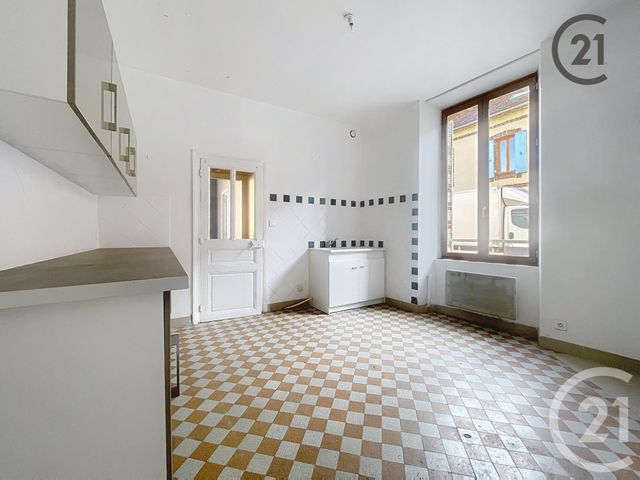 Appartement F1 &agrave; louer - 1 pi&egrave;ce - 37 m2 - Villeneuve Sur Yonne - 89 - BOURGOGNE