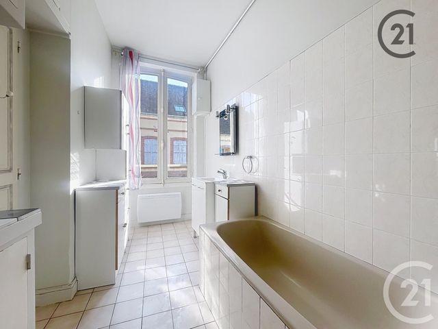 Appartement F2 bis à louer - 3 pièces - 62 m2 - Villeneuve Sur Yonne - 89 - BOURGOGNE