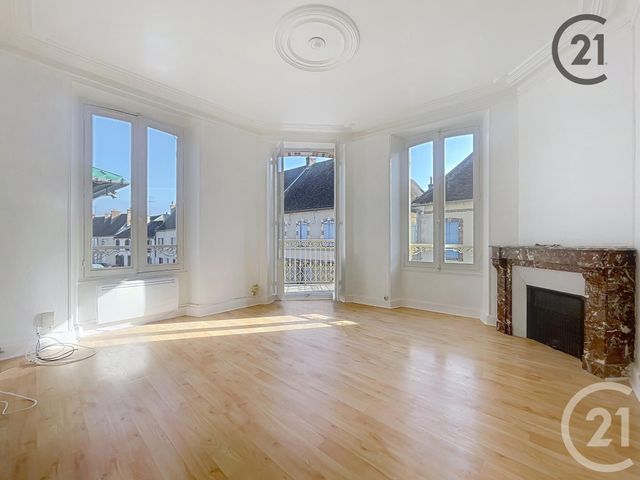 Appartement F2 bis à louer - 3 pièces - 62 m2 - Villeneuve Sur Yonne - 89 - BOURGOGNE