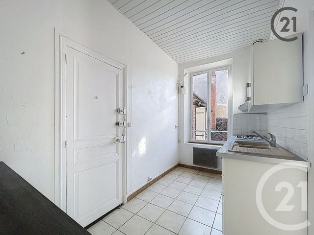 Afficher la photo en grand Appartement F2 à louer - 2 pièces - 53 m2 - Villeneuve Sur Yonne - 89 - BOURGOGNE