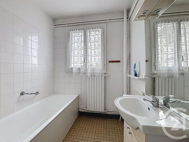 Appartement F2 à vendre - 2 pièces - 46,74 m2 - Sens - 89 - BOURGOGNE