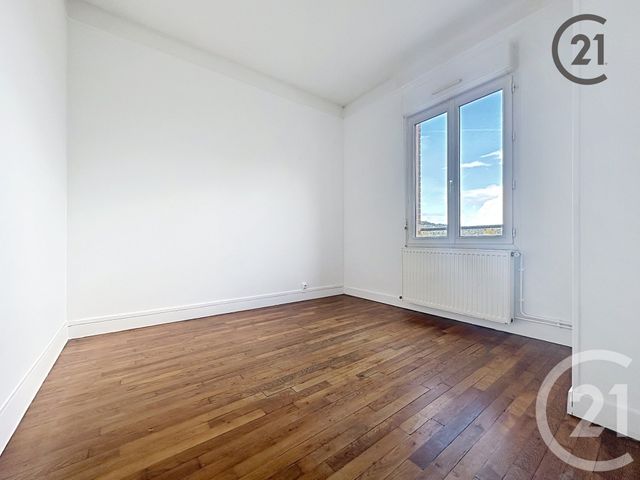 Afficher la photo en grand Appartement à louer - 3 pièces - 39,40 m2 - Sens - 89 - BOURGOGNE
