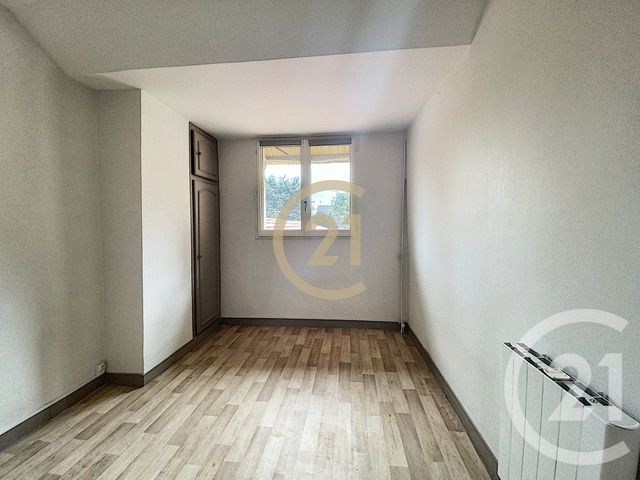 Afficher la photo en grand Appartement F2 à louer - 2 pièces - 46 m2 - Sens - 89 - BOURGOGNE