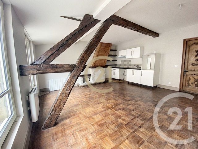 Afficher la photo en grand Appartement F2 à louer - 2 pièces - 46 m2 - Sens - 89 - BOURGOGNE