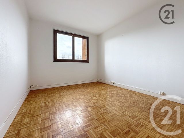 Appartement &agrave; louer - 3 pi&egrave;ces - 80 m2 - Sens - 89 - BOURGOGNE