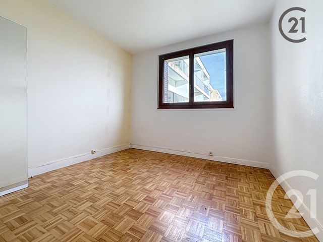 Appartement &agrave; louer - 3 pi&egrave;ces - 80 m2 - Sens - 89 - BOURGOGNE