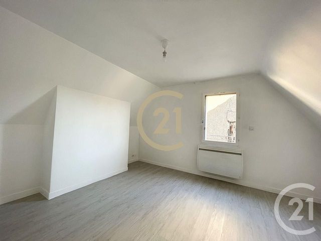 Appartement à louer - 2 pièces - 42 m2 - Sens - 89 - BOURGOGNE