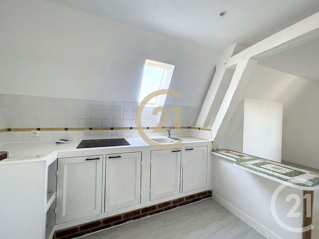 Appartement à louer - 2 pièces - 42 m2 - Sens - 89 - BOURGOGNE