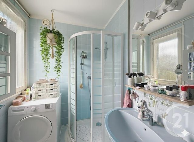 Appartement à vendre - 2 pièces - 65,71 m2 - Sens - 89 - BOURGOGNE