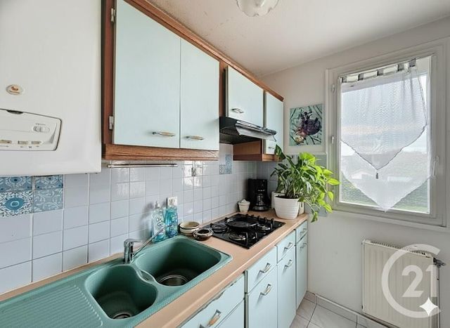 Appartement à vendre - 2 pièces - 65,71 m2 - Sens - 89 - BOURGOGNE