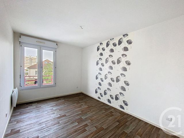 Appartement F3 &agrave; vendre - 3 pi&egrave;ces - 66,45 m2 - Sens - 89 - BOURGOGNE