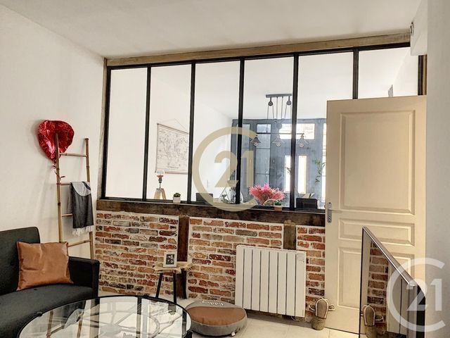 Appartement à louer - 2 pièces - 43 m2 - Sens - 89 - BOURGOGNE