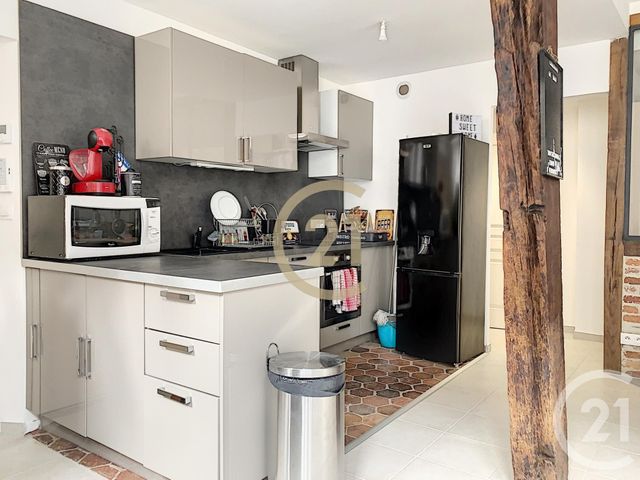 Appartement à louer - 2 pièces - 43 m2 - Sens - 89 - BOURGOGNE