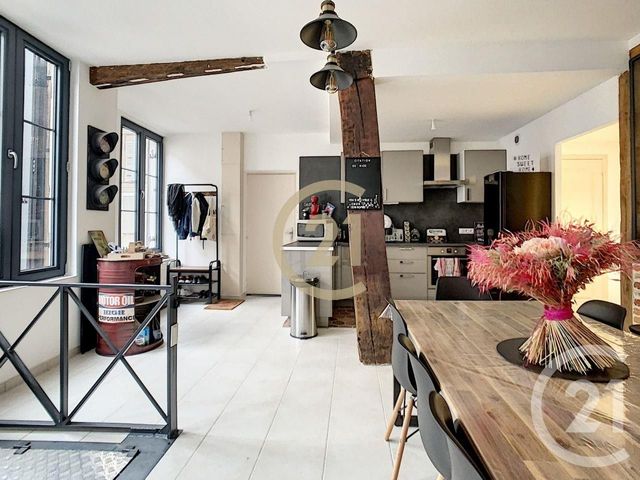 Appartement à louer - 2 pièces - 43 m2 - Sens - 89 - BOURGOGNE