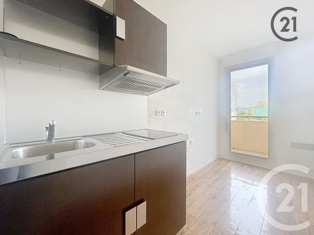 Appartement F2 &agrave; louer - 2 pi&egrave;ces - 48 m2 - Sens - 89 - BOURGOGNE