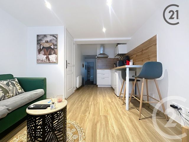 Appartement &agrave; louer - 2 pi&egrave;ces - 28,52 m2 - Sens - 89 - BOURGOGNE