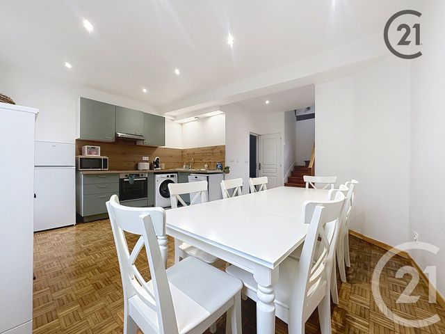 Appartement &agrave; louer - 3 pi&egrave;ces - 79,26 m2 - Sens - 89 - BOURGOGNE