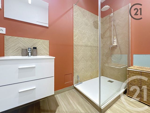 Appartement &agrave; louer - 3 pi&egrave;ces - 79,26 m2 - Sens - 89 - BOURGOGNE