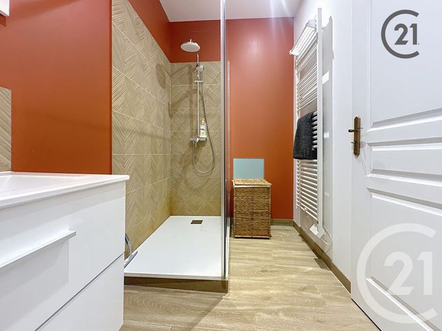 Appartement &agrave; louer - 3 pi&egrave;ces - 79,26 m2 - Sens - 89 - BOURGOGNE