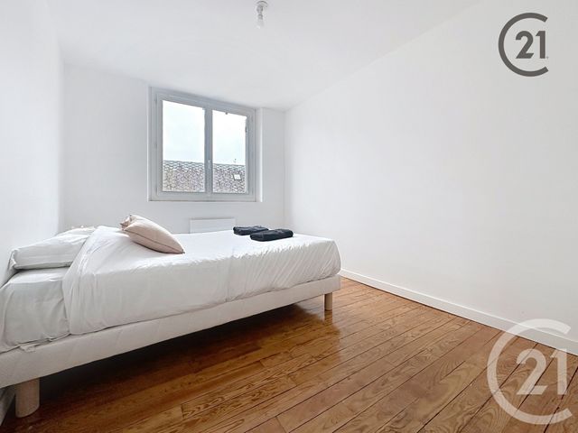 Appartement &agrave; louer - 3 pi&egrave;ces - 79,26 m2 - Sens - 89 - BOURGOGNE