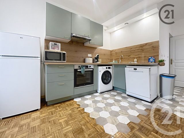 Appartement &agrave; louer - 3 pi&egrave;ces - 79,26 m2 - Sens - 89 - BOURGOGNE