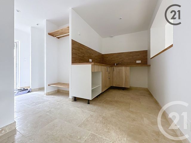 Appartement &agrave; louer - 4 pi&egrave;ces - 76,20 m2 - Paron - 89 - BOURGOGNE