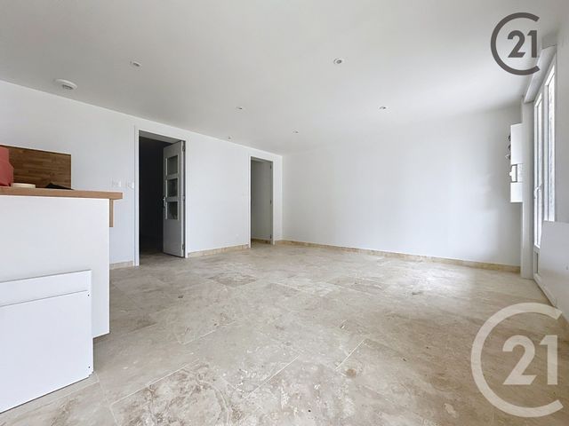 Appartement Studio &agrave; louer - 1 pi&egrave;ce - 56 m2 - Paron - 89 - BOURGOGNE