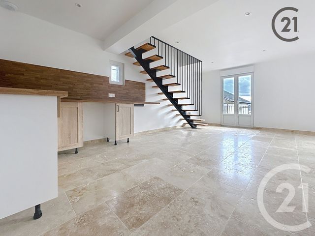 Appartement &agrave; louer - 4 pi&egrave;ces - 75,12 m2 - Paron - 89 - BOURGOGNE