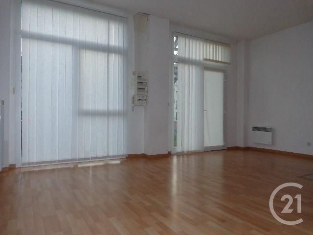 Appartement F3 &agrave; louer - 3 pi&egrave;ces - 62 m2 - Sens - 89 - BOURGOGNE