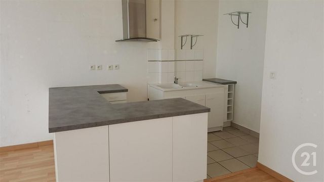 Appartement F3 &agrave; louer - 3 pi&egrave;ces - 62 m2 - Sens - 89 - BOURGOGNE