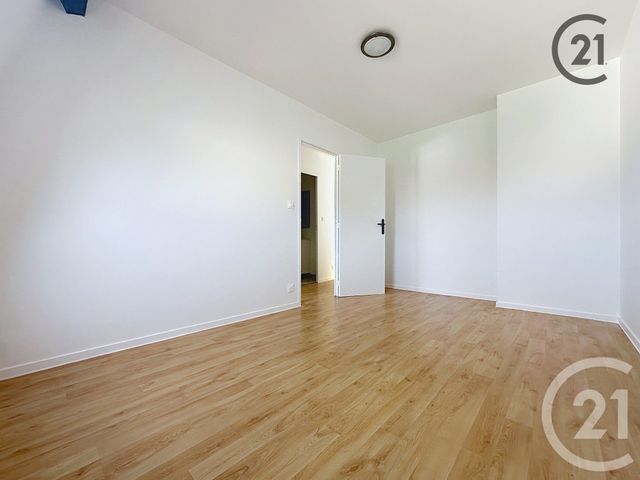 Appartement &agrave; louer - 2 pi&egrave;ces - 58,21 m2 - Sens - 89 - BOURGOGNE