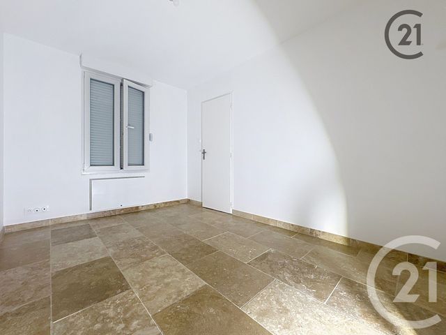 Appartement &agrave; louer - 2 pi&egrave;ces - 43,78 m2 - Sens - 89 - BOURGOGNE